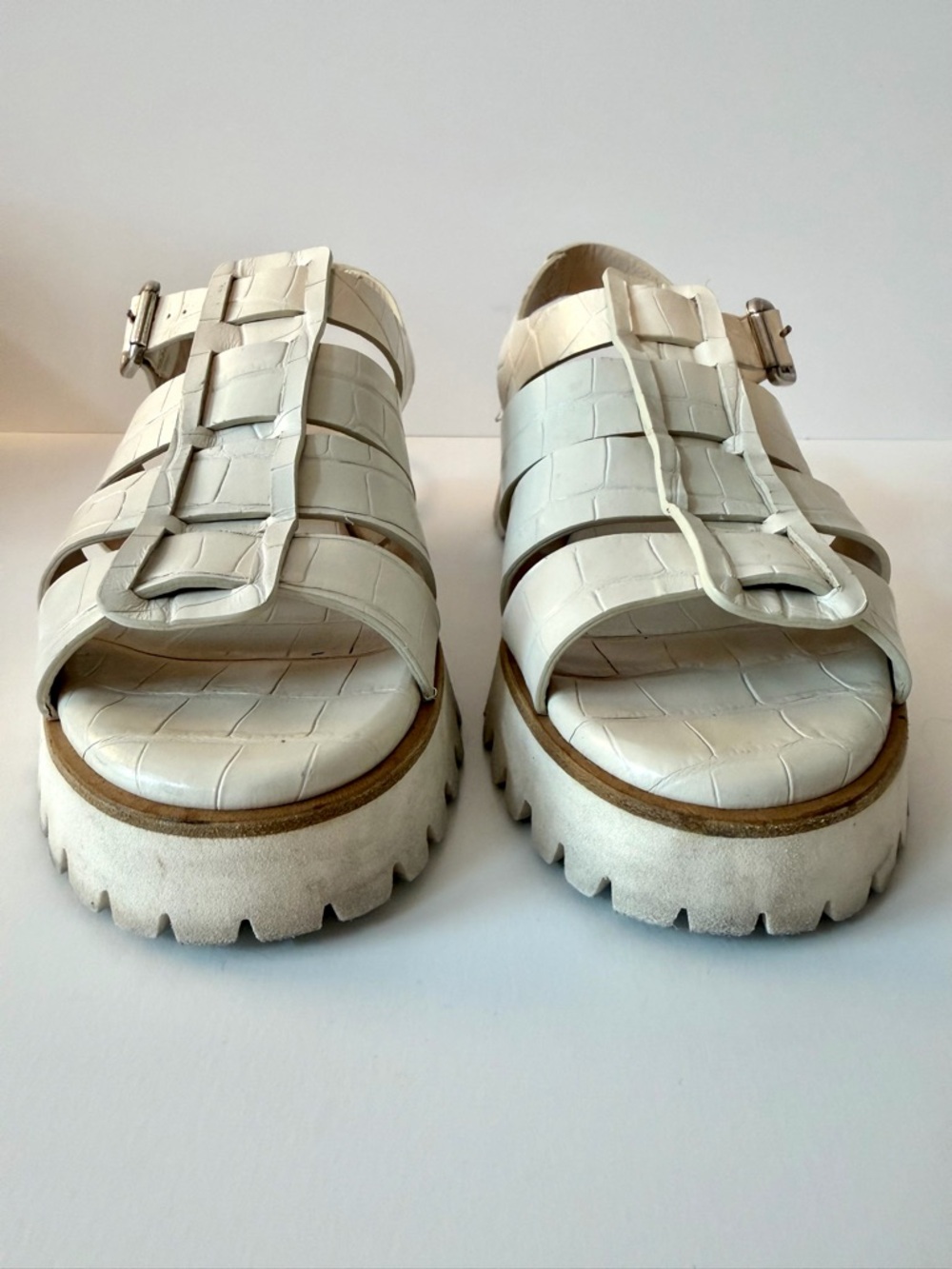 Freda Salvador Darya Lug Sole Fisherman Sandal in Bone Embossed Croc, Size 8 - Picture 5 of 10